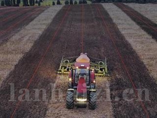 凯斯ET875联合整地机