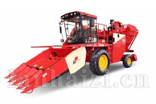 春雨4YZ-4自走式玉米收获机
