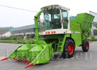 润源4QZ-2200型自走式青储收割机