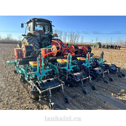 2BQP-8A型滴灌 铺管气吸精量铺 膜点播机